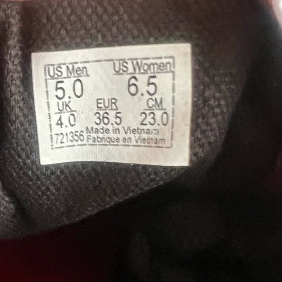 VANS Disney x Old Skool Poison Apple Stackform Unisex Shoe Size 5 or 6.5 - Picture 9 of 11